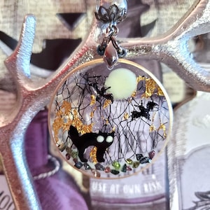 Glow in the Dark Cat & Bats Necklace: Gothic Halloween Jewelry