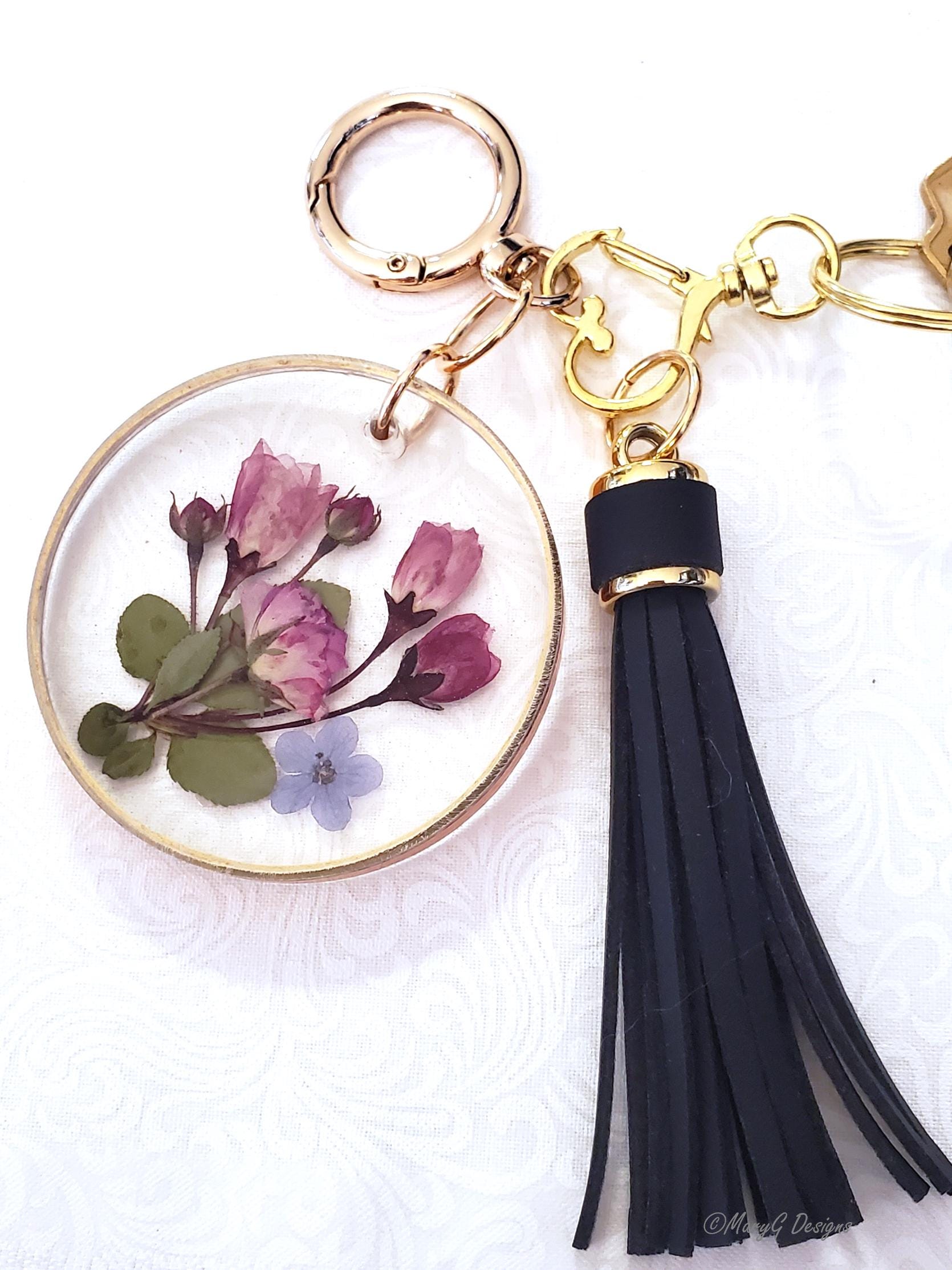 Resin Flower Keychain: Handmade Pressed Flower Tassel Key Holder