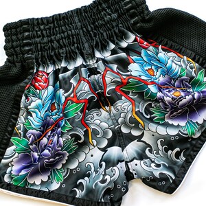 Hawaii Hibiscus Orchids Print Pattern Muay Thai Boxing Shorts