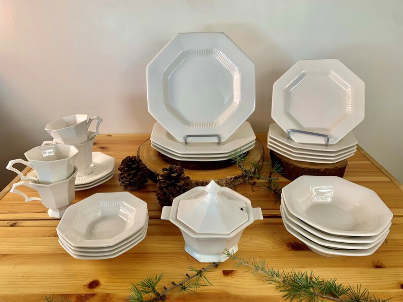 Independence Ironstone Vintage Dinnerware 26 Piece Set for 4 / Etsy