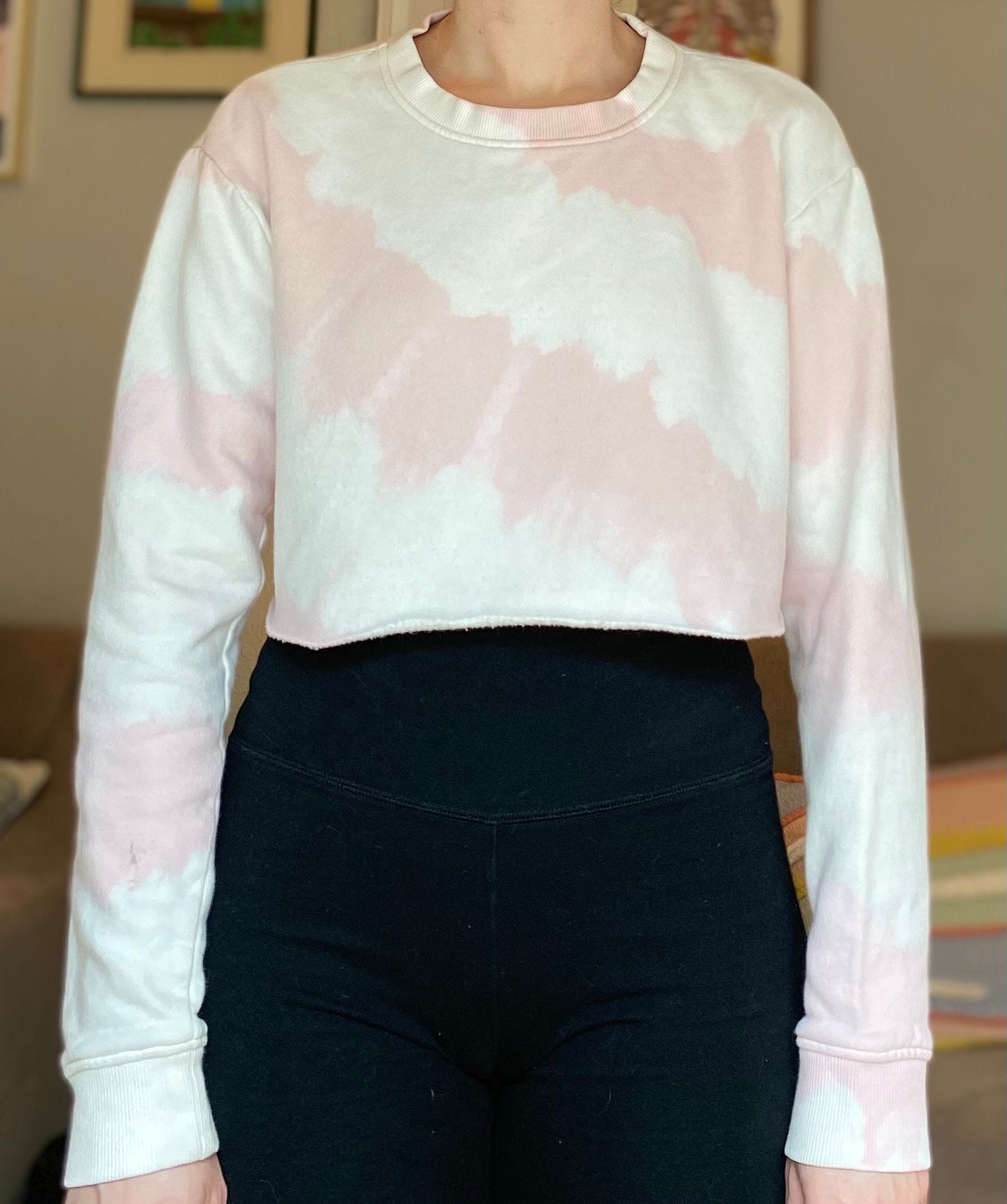 Pink and White Bleach Dyed Cropped Sweatshirt Etsy.de