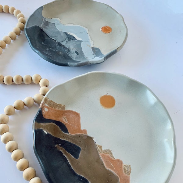 Jewelry dish | trinket tray | concrete dish | desert | mountain | boho| handmade tray | jewelry dish | bathroom decor | decorative plate |