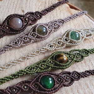 Macrame bracelet &quot;Alive&quot; with pink moonstone, labradorite, aventurine or tiger&#39;s eye