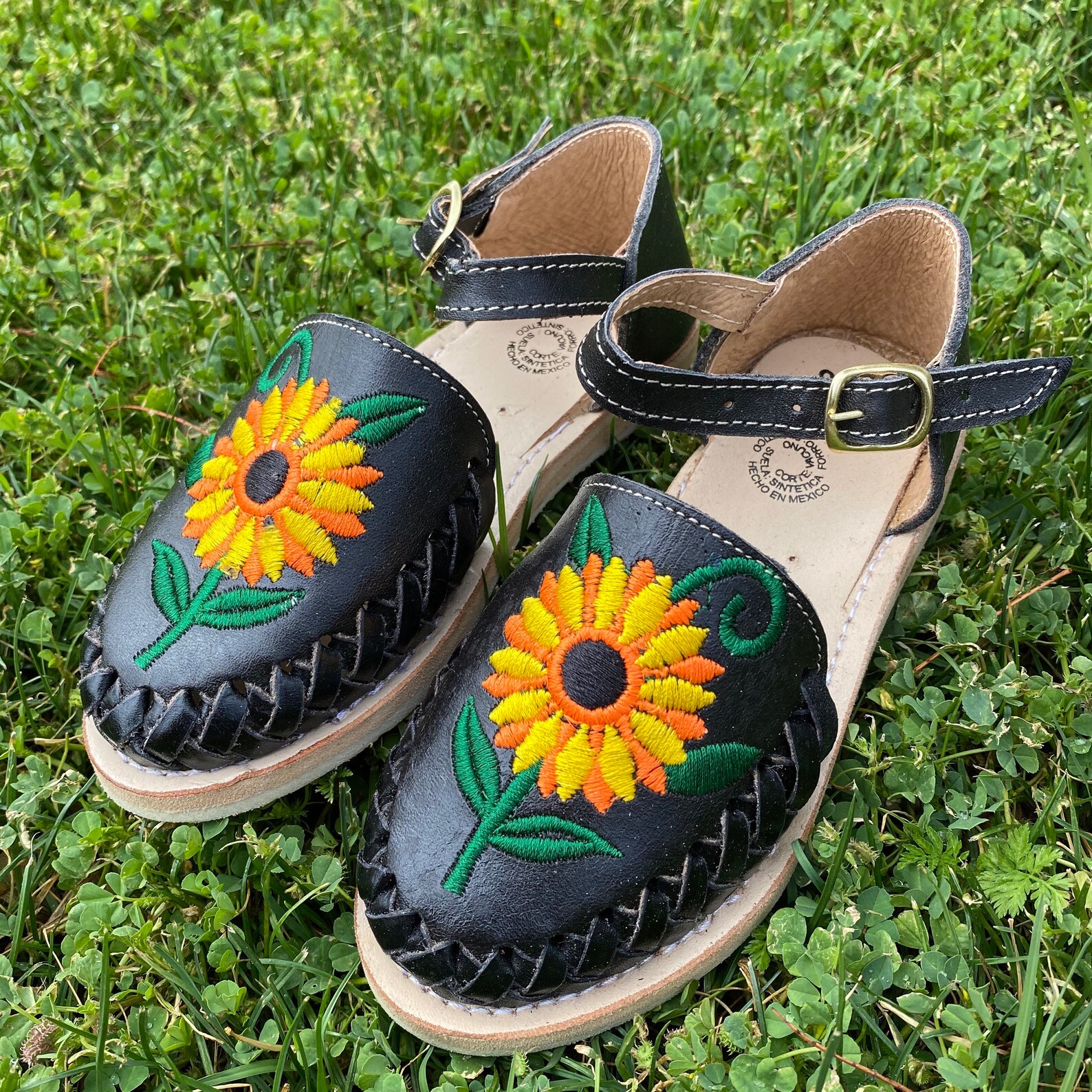 huaraches sunflower