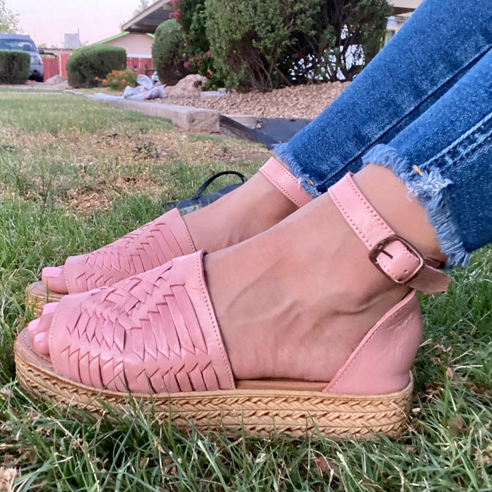 pink women's huaraches