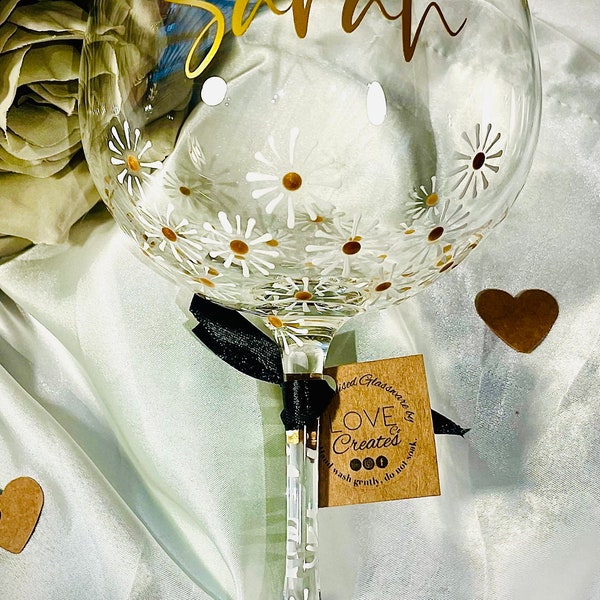 Hand Painted Personalised Gin Glass White Daisy