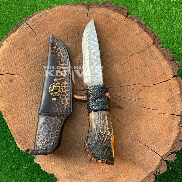 Hand Forged Beautiful Damascus Hunting knife With Handmade Textured Leather Sheath Work