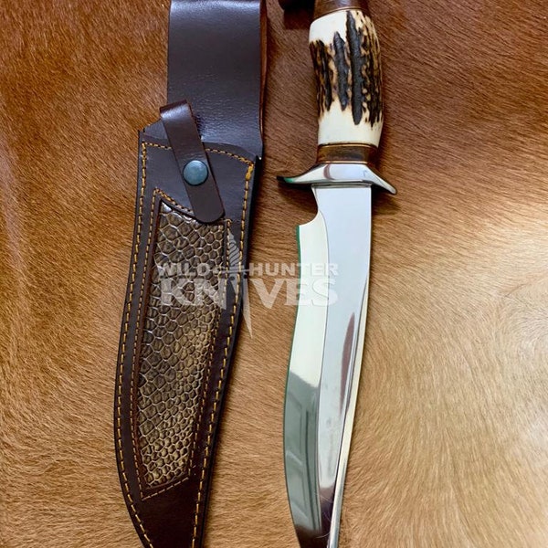 D2 Steel Hunting Bowie Knife, Beautiful Deer Horn Grippy & Comfortable Handle With Snake Skin Leather Sheath