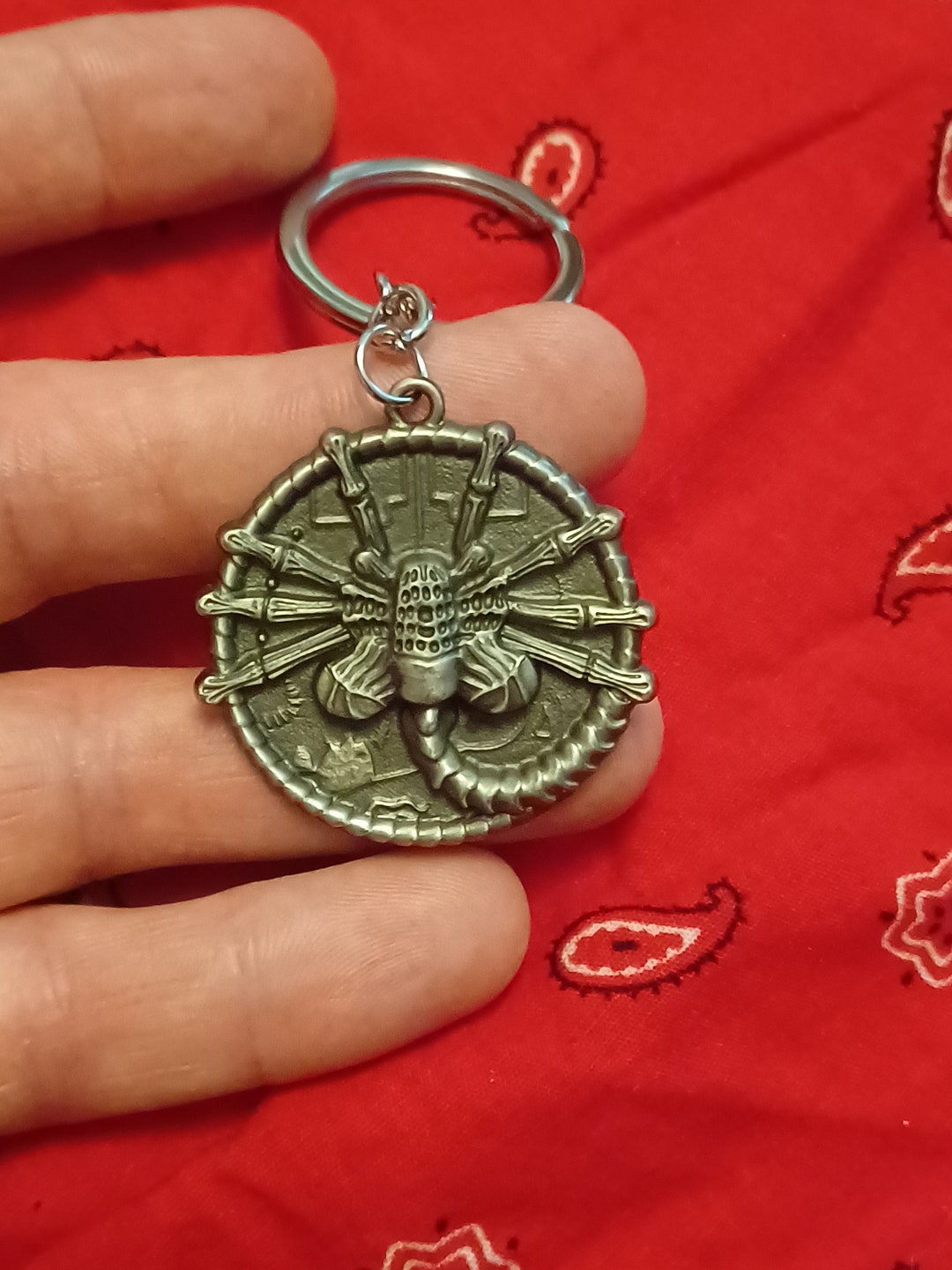 Alien Facehugger Keychain Etsy