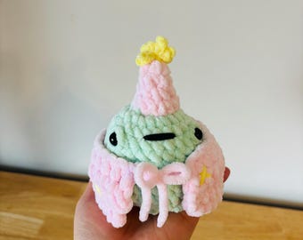 Crochet Wizard Frog Plushie | Knitted Magical Amphibian Stuffie