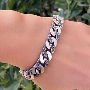 Chain like bracelet hot sale