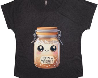 Simpatica maglietta con lievito madre – “Nutrimi e dimmi che sono frizzante” – Maglietta Kawaii per appassionati di panificazione – Regalo divertente per panettieri – Estetica cucina cottagecore