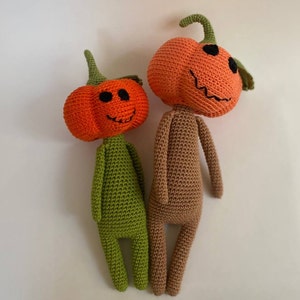 Halloween Geschenk häkeln - Anleitung | Kürbis Häkelmuster 2 in 1 | Lustige Häkelpuppe