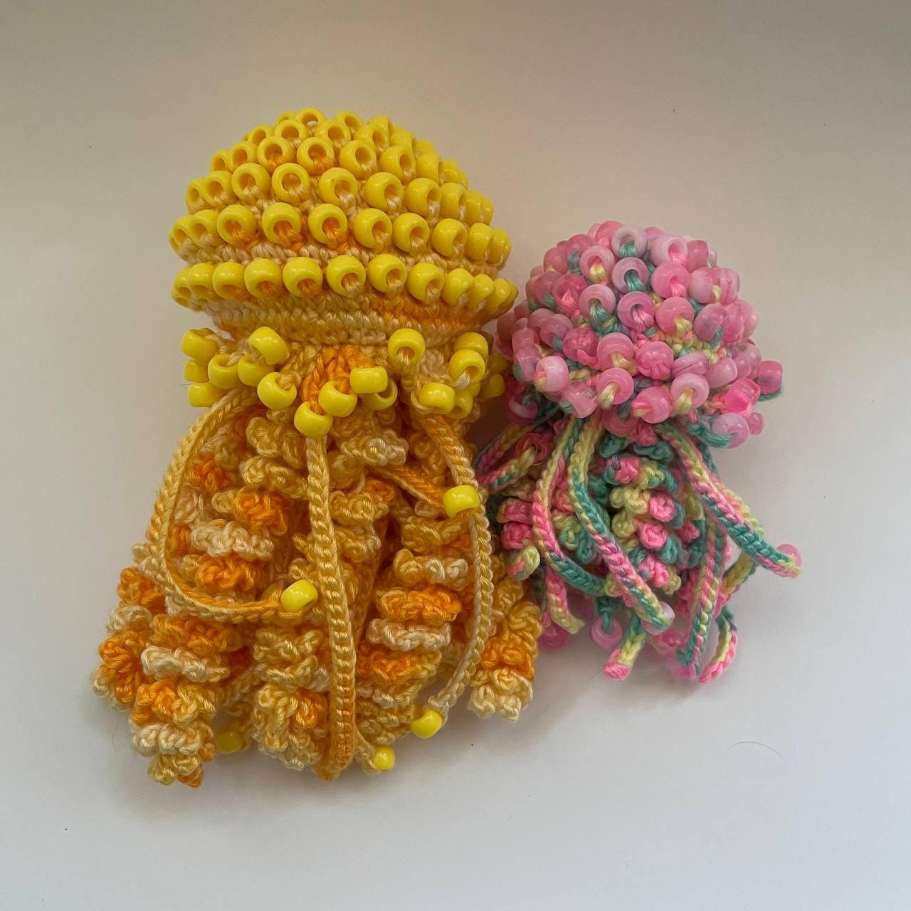 39 Crochet Jellyfish Patterns: Amigurumi, Rattles, Squish, and Keychains 30 Sensory Jellyfish Crochet Pattern with Pony Beads English
