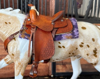 Fabriquer une selle modèle réduit de ranch pour votre modèle Breyer ou Stone - Beaucoup de détails amusants