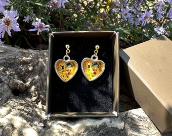 Gustav Klimt the Kiss Gold Heart Handmade Earrings,Valentines Day Gift, Gustav Klimt Gift, the Kiss Earrings, Gifts For Her