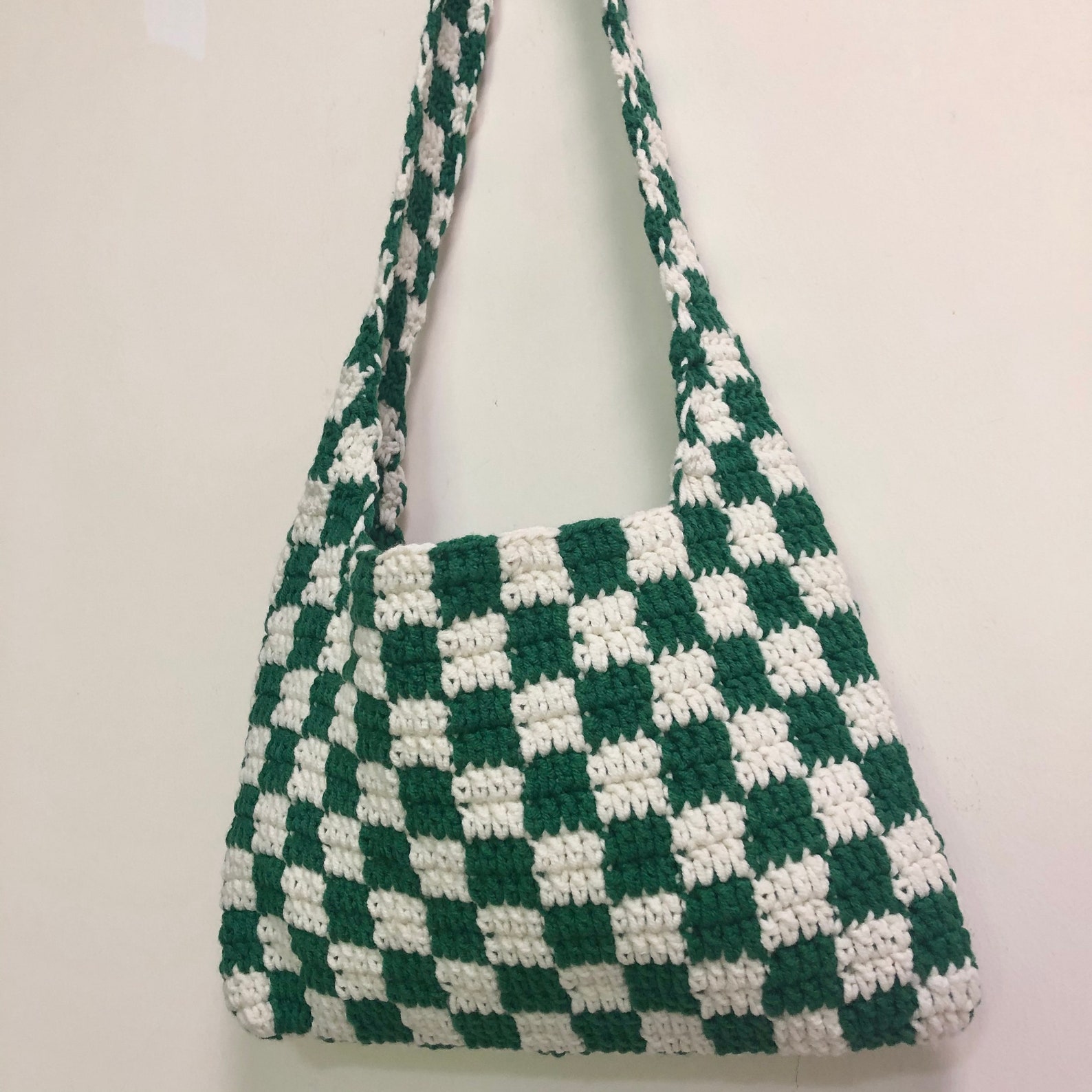 checkerboard crochet bag