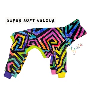 AANGEPASTE Italiaanse windhondenjam / jumpsuit / pyjama superzacht velours Geometrisch
