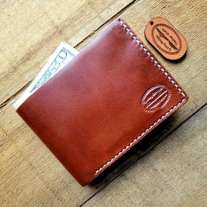 Billetera ultradelgada plegable hecha en EE. UU. Walpier Conceria Buttero de cuero vachetta italiano marrón medio n.° 7, hecha a mano, de grano completo, minimalista
