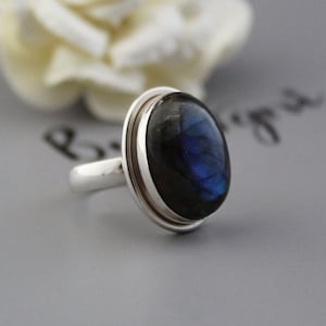 Labradorite Ring, 925 Solid Sterling Silver Ring, Oval Gemstone Ring, Statement Jewelry, Handmade Ring, Boho Ring