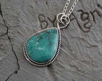 Collar de turquesa y plata de ley, joyería artesanal con piedras preciosas, piedra de nacimiento de diciembre, regalo artesanal para ella.