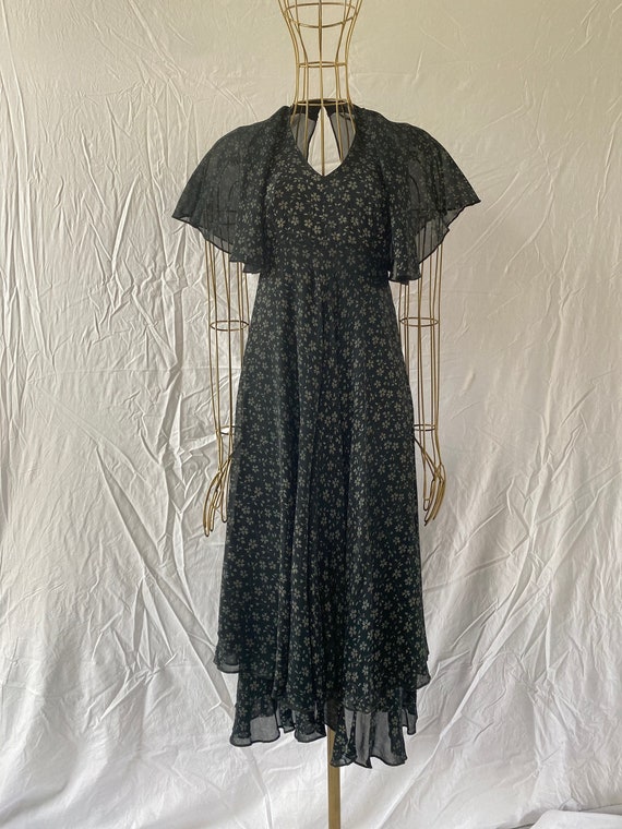Vintage 1970's David Silverman floral chiffon cape