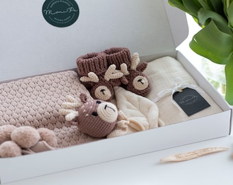 Baby Gift Box Set, Baby Shower Gift, Pregnancy Announcement, Birthday Present with Baby Blanket, Baby Booties, Toy, Swaddle and Cuddle Cloth