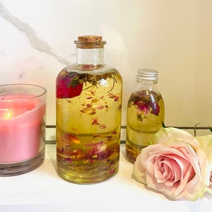 Rose & Ylang Ylang Aromatherapy Bath/Body Oil, with Camomile and Rose Buds Spa Gift. image 3