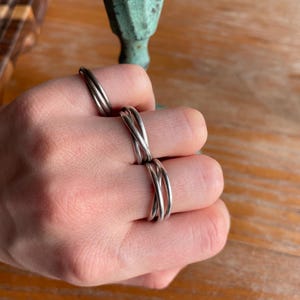 Vintage Silver trinity ring. Uk size N