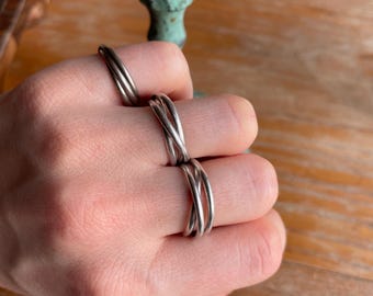 Vintage Silver trinity ring. Uk size N