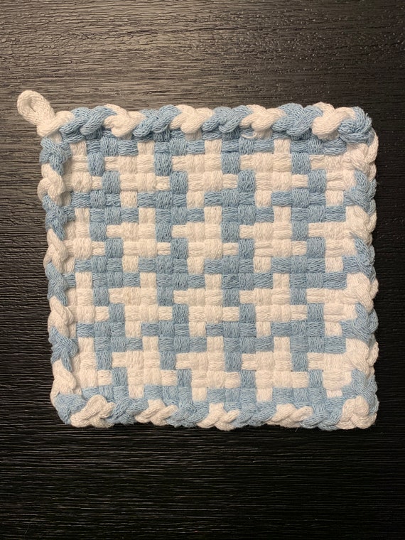 STAR Handmade Woven Potholder, Woven Trivet, Bridal Shower Kitchen Gift, Farmhouse Housewarming Handmade Gift, Chef Gift