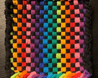 RAINBOW Handmade Potholder, Woven Trivet, Rainbow Kitchenware, Bridal Shower Kitchen Gift, Farmhouse Housewarming Handmade Gift, Chef Gift