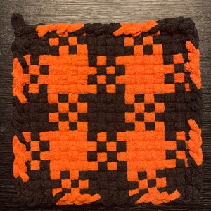 Halloween Colors Handmade Potholder, Woven Trivet, Bridal Shower, Kitchen Gift, Farmhouse Housewarming Handmade Gift, Chef Gift