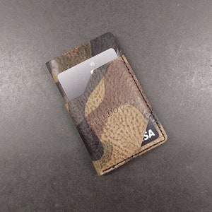 Porte cartes minimaliste en cuir tannage végétal fait main / kaki/ Camouflage/ armée/France / cadeau/