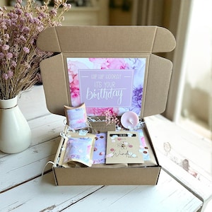Personalisiertes Geburtstagsgeschenk für Frauen im Watercolor Design, Geschenkbox zum Geburtstag für Schwester, Freundin, Mutter, Geschenk14