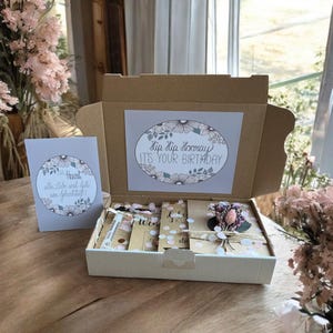 Personalisiertes Geburtstagsgeschenk für Frauen, Geschenk zum Geburtstag für Freundin, Schwester, Geschenkbox, Geschenkidee Geburtstag,2