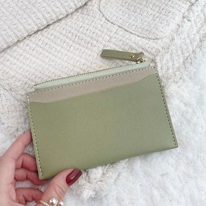 Minimalistic Small Cardholder Wallet in Green | Birthday Gift, Gift for Her, Christmas