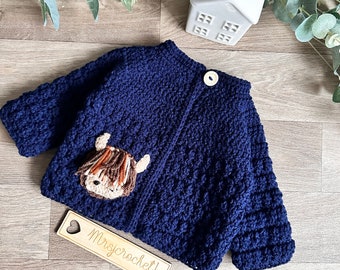 Navy baby cardigan. Highland cow.  Cow. Hairy cow. Cardigan. Age new born.  Baby cardigan. Baby knits. Baby boy.Baby girl.
