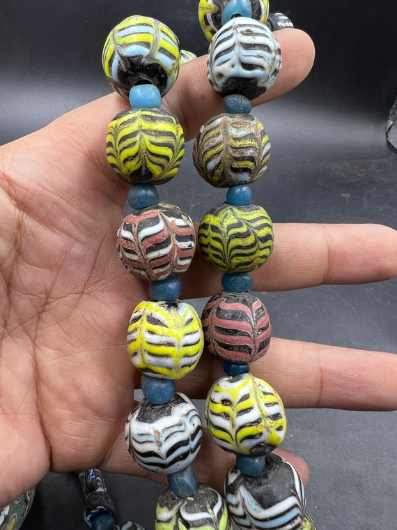 Extremely rare!!!! Very unique Beautiful colorful… - image 5