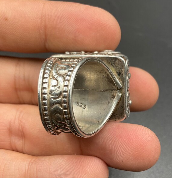 Extremely Excellent handcrafted unique piece very… - image 7