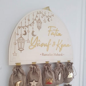 Tableau de calendrier du Ramadan Eid Mubarak, calendrier de l'avent  réutilisable, cadeaux, calendrier du compte à rebours