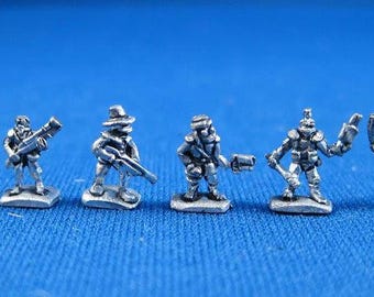 Humanos postapocalípticos de 6 mm