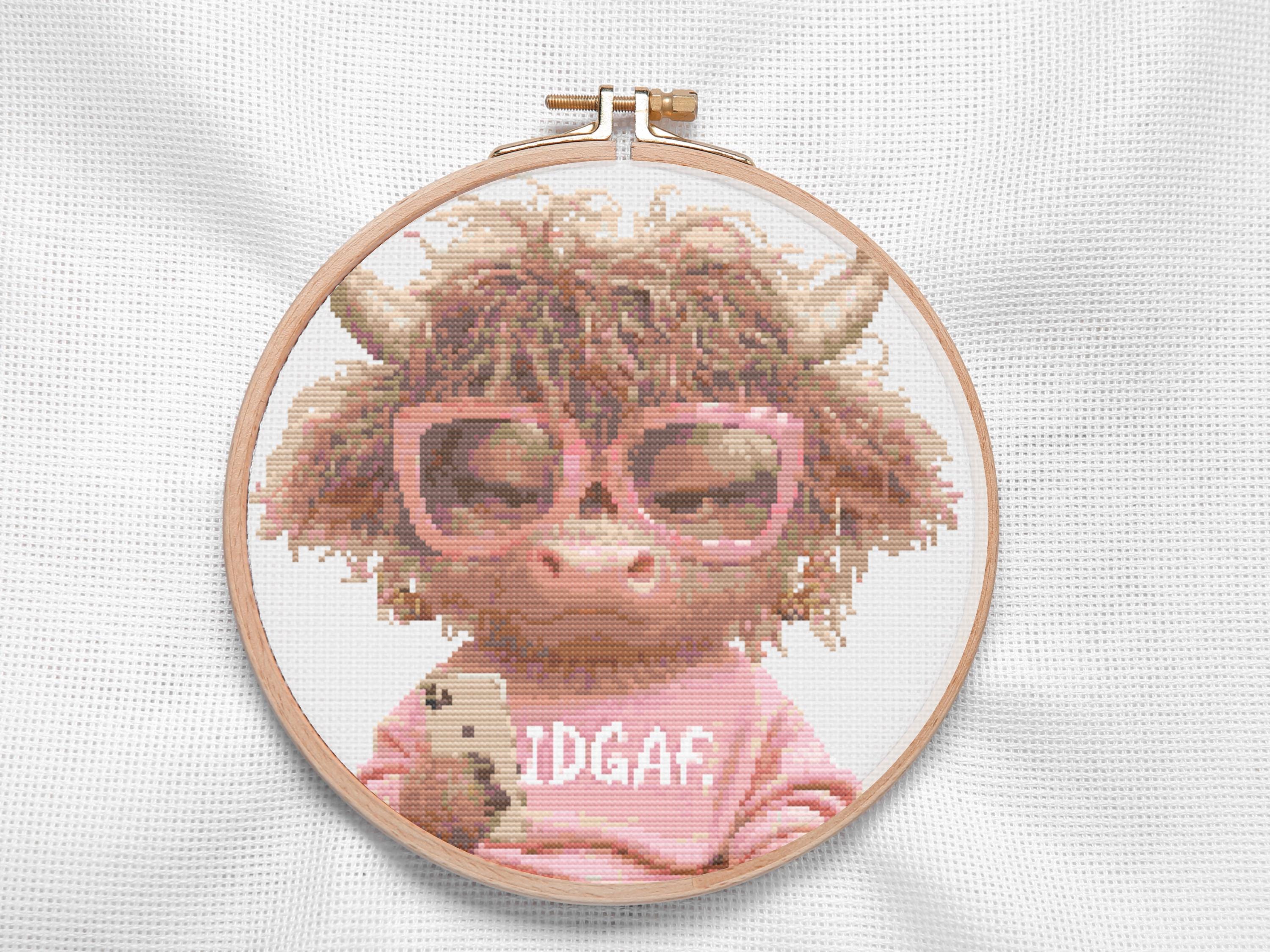 Highland Cow Cross Stitch Pattern in Pink Glasses and Sweater with Smartphone Modern Cottagecore Animal Digital Download - Thumbnail 3