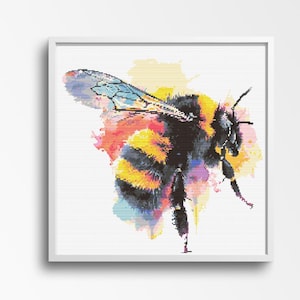 Bee Cross Stitch Pattern - Watercolour Bumblebee. Large Cross Stitch Pattern,  Counted Cross Stitch Pattern.