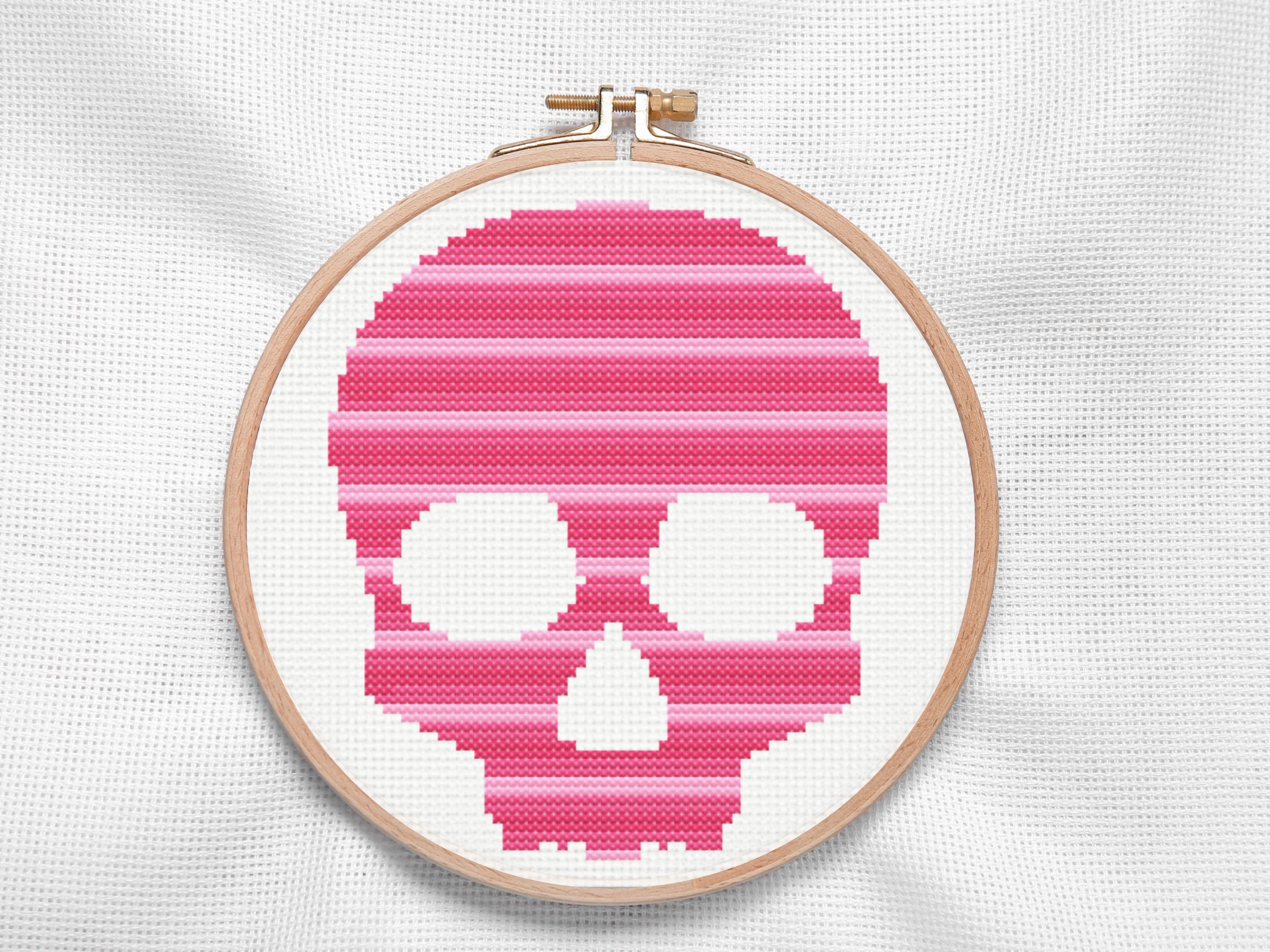 Skull Cross Stitch Pattern Designed For Variegated Thread - Color Variatios.  Easy Cross Stitch. Silhouette Counted Cross Stitch - Thumbnail 4