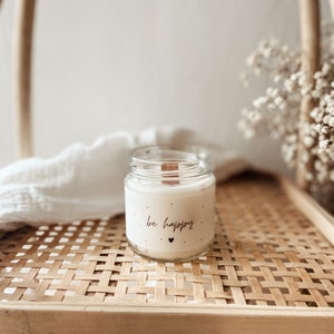 Be happy candle | crackling candle | Gift idea for grandma, mom, girlfriend | Candle with wooden wick | sustainable rapeseed wax candle