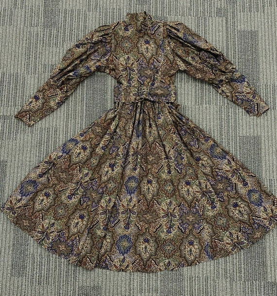 Vintage Droopy and Brown Floral Wool Fit Flare dre