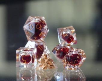 Real RED WINE Dice | Liquid Core, Handmade Resin 7 Dice Set for DnD, Pathfinder, Dungeons and Dragons, RPG, Vampire dice Blood filled