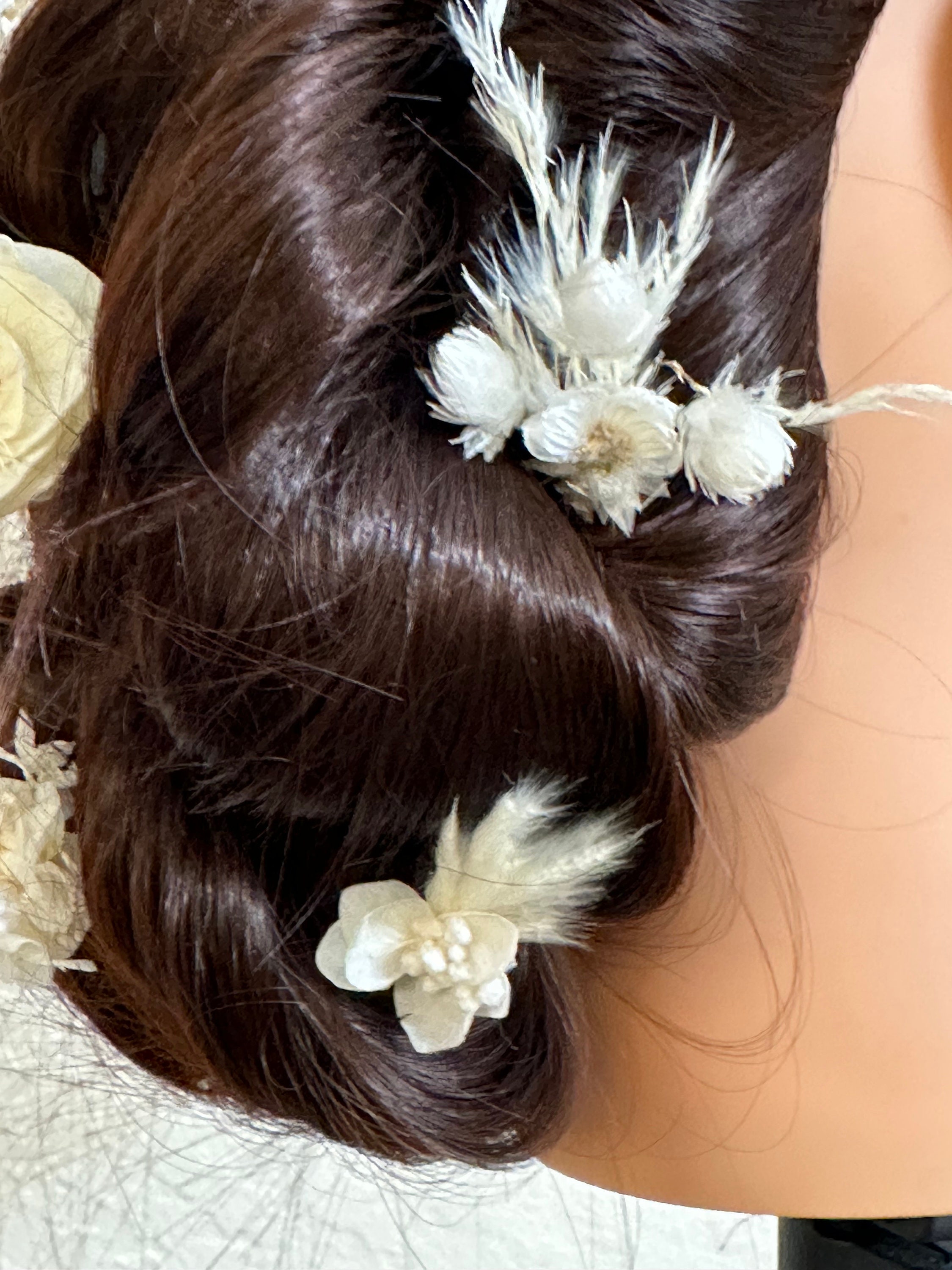 Preserved Floral Hair Pins: Bridal Wedding Hair Accessories  display picture 3