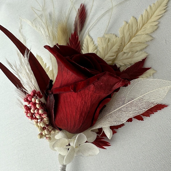 Burgundy Groom Boutonnière Deep Red Boutonnière for Groom and Groomsmen Grooming Red Rose Boutonnière Christmas Weddings